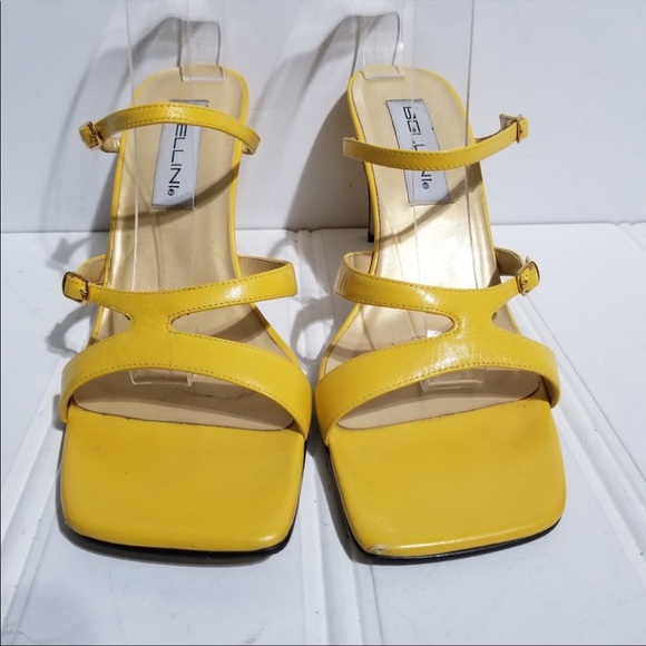 90’s vibes! Vintage Bellini Sandals - Picture 2 of 7